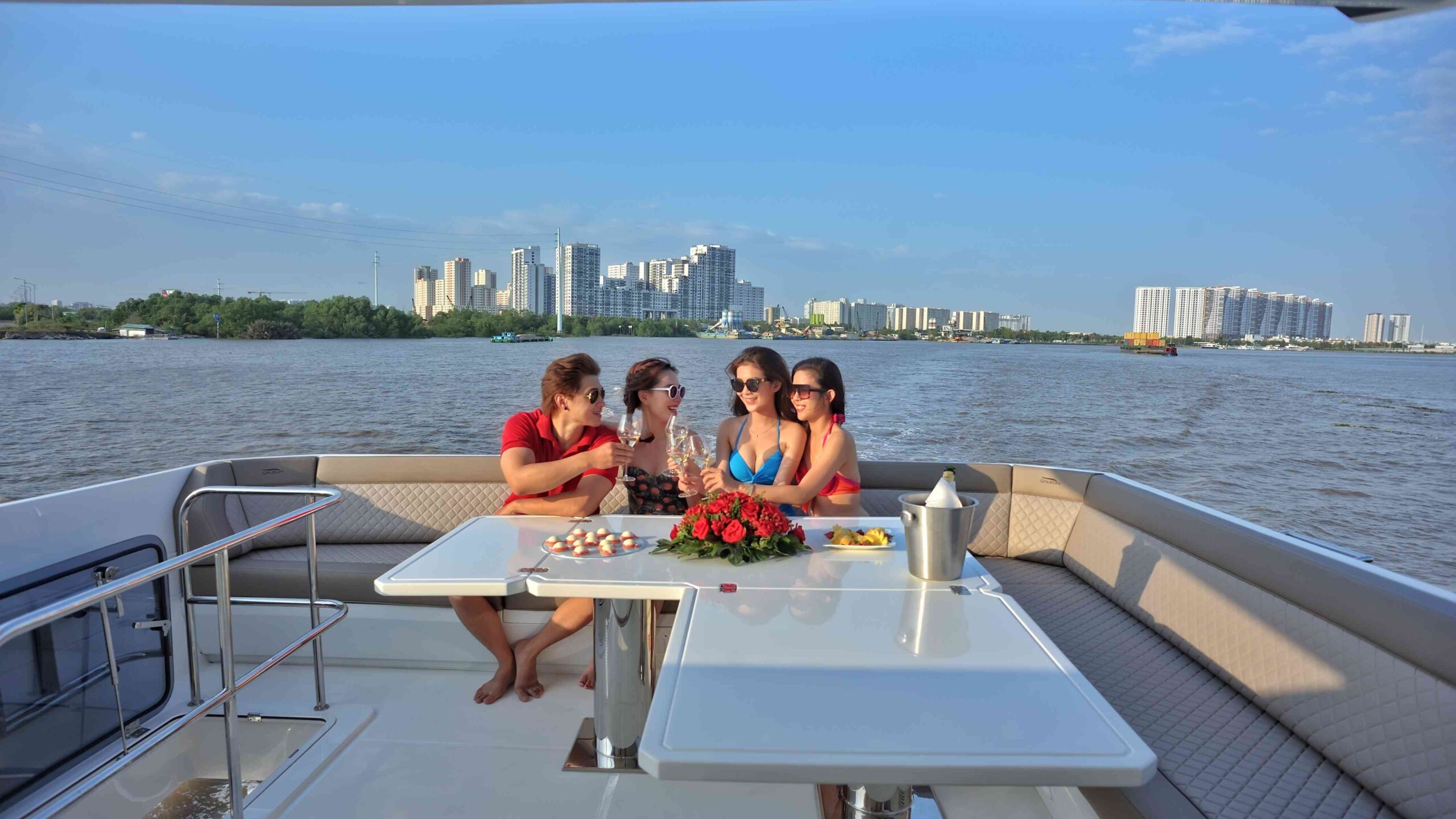 Quay phim-chụp hình